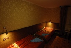 Hotell Varssavis toad majutus konverentsid restoran puhkus Poola
