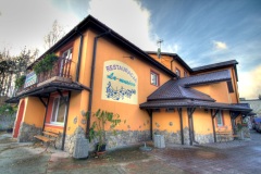 Hotell Varssavis toad majutus konverentsid restoran puhkus Poola